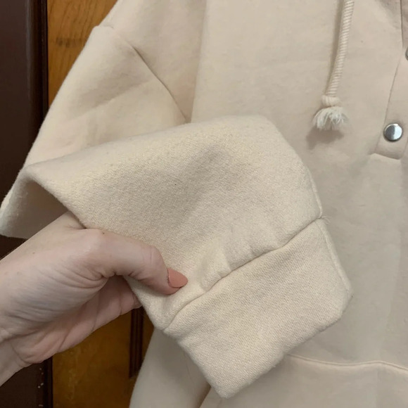 PrettyGarden Pullover - Picture 2 of 5